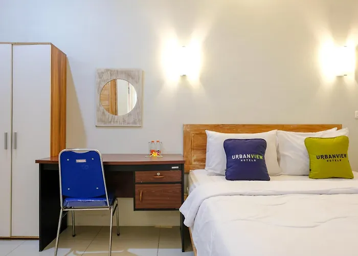 Urbanview Wayan Mansion Hotel Denpasa