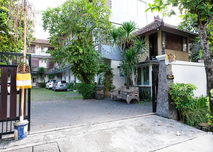 Hotel Urbanview Wayan Mansion 3*