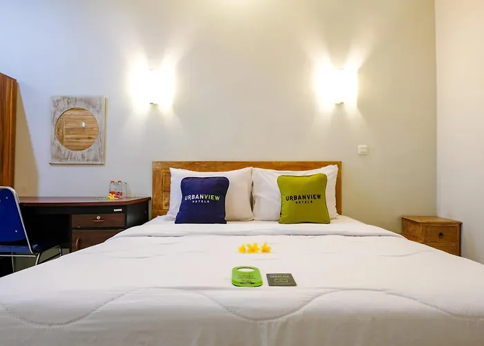 Hotel Urbanview Wayan Mansion