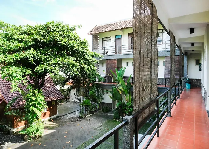 Hotel Urbanview Wayan Mansion 3*