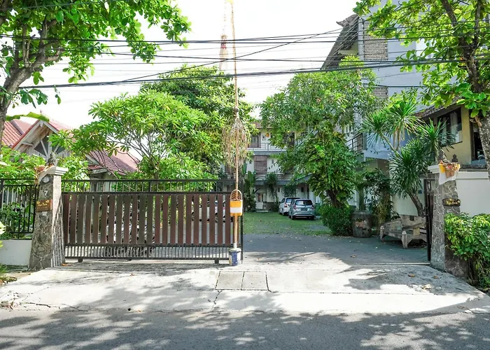 Urbanview Wayan Mansion Denpasa