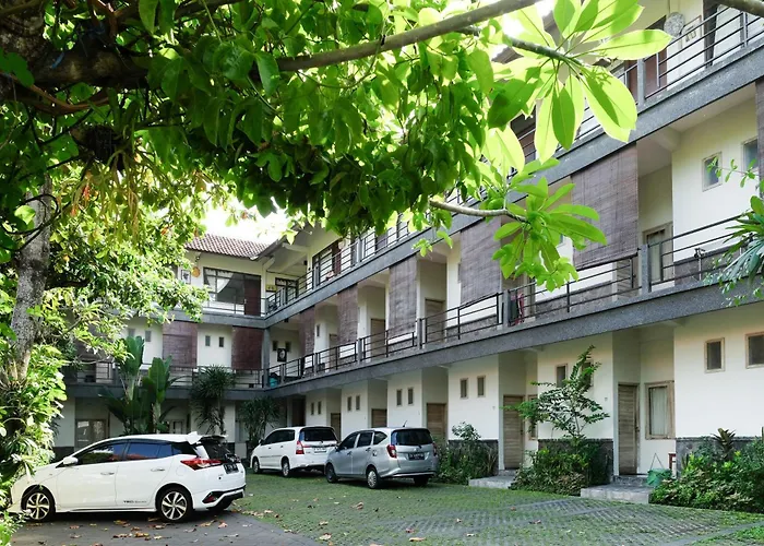 Hotel Urbanview Wayan Mansion
