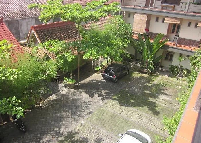 Hotel Urbanview Wayan Mansion 3*